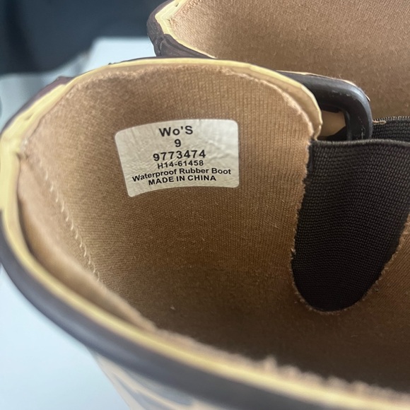 Sperry rain boots - Picture 8 of 9